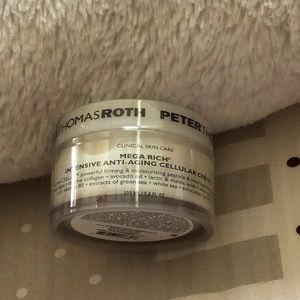 Peter Thomas Roth Mega Rich Anti-aging Cream. New